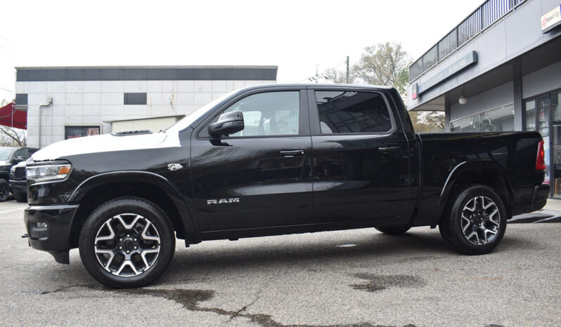 2026 RAM 1500 LARAMIE 5.7L ETORQUE full
