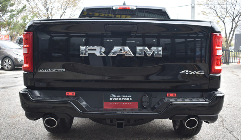 2026 RAM 1500 LARAMIE 5.7L ETORQUE full