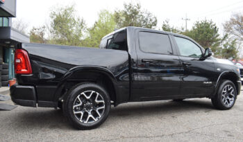 2026 RAM 1500 LARAMIE 5.7L ETORQUE full
