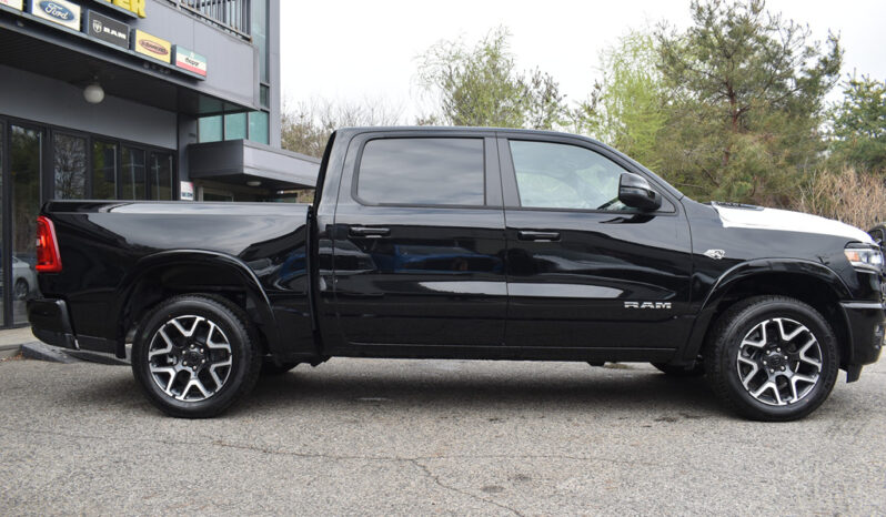 2026 RAM 1500 LARAMIE 5.7L ETORQUE full