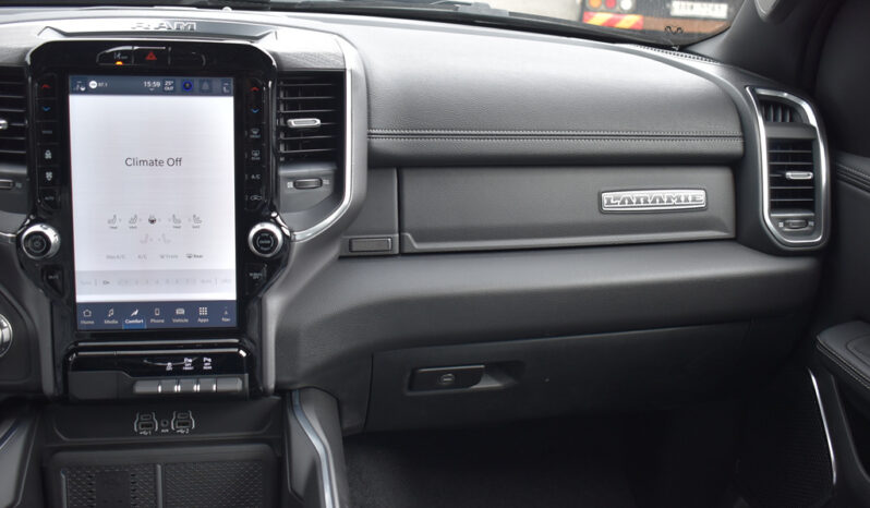 2026 RAM 1500 LARAMIE 5.7L ETORQUE full
