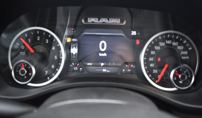 2026 RAM 1500 LARAMIE 5.7L ETORQUE full